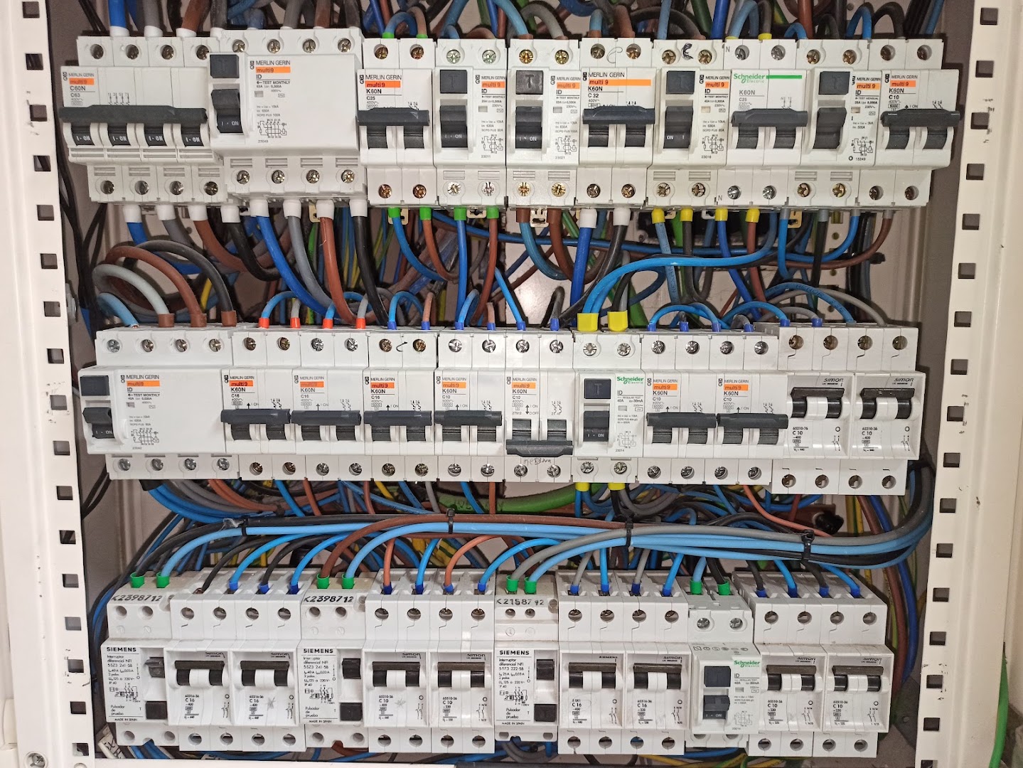 Gonmar Electricidad — Fotos 8